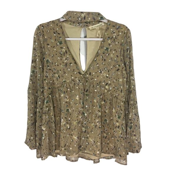 By Together Women's Floral Top Size Medium - Picture 2 of 8